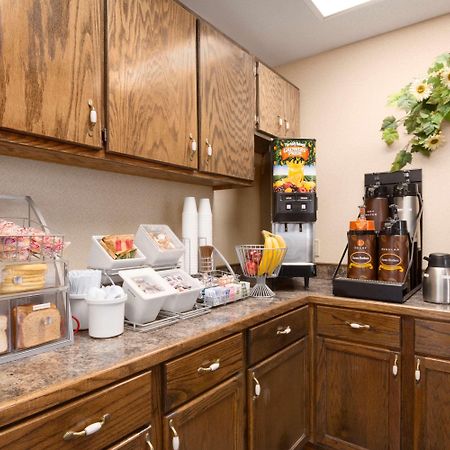 Super 8 By Wyndham Hattiesburg North Esterno foto
