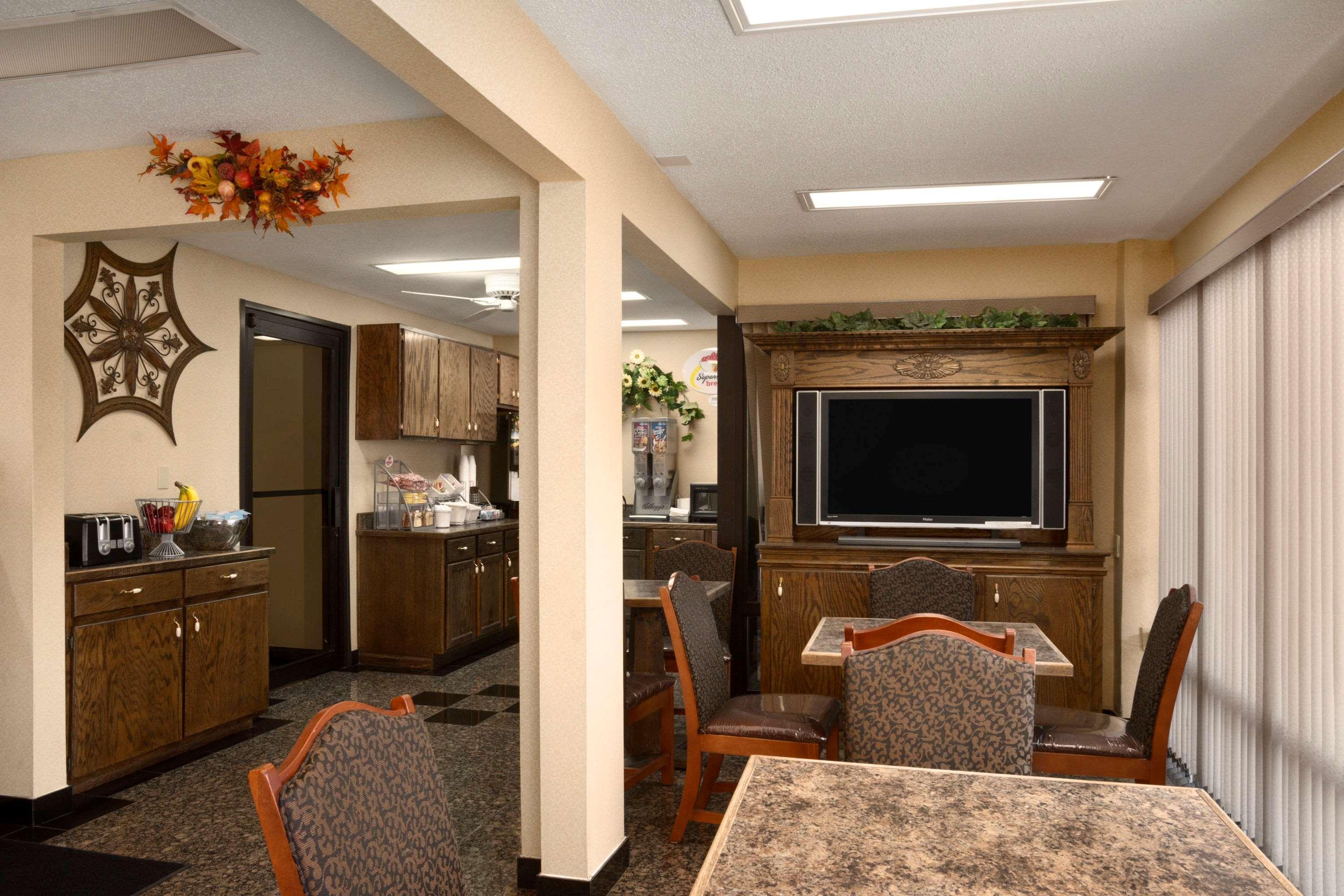 Super 8 By Wyndham Hattiesburg North Esterno foto